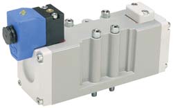 Parker Solenoid Valve: 4-Way & 2-Position, BSPP - HA2VXBG0G9A