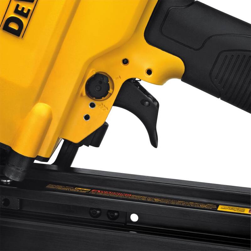 DEWALT 6 Gal. 165 PSI Electric Pancake Air Compressor and Pneumatic 21-Degree Collated Framing Nailer - DWFP55126F83PL