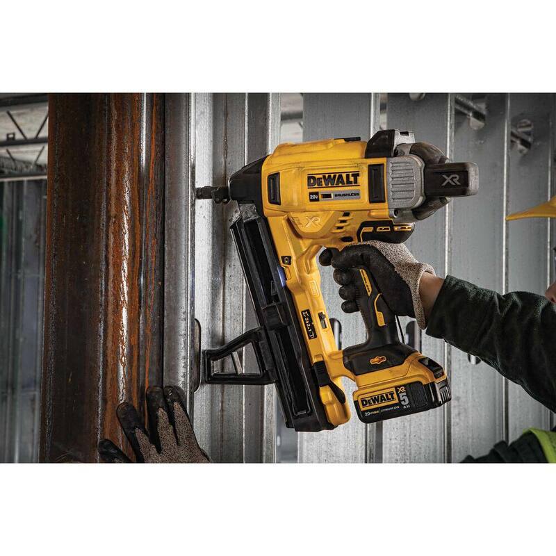 DEWALT 1 in. x 0.102 in. Concrete Nails (1000-Pack) - DCN890100