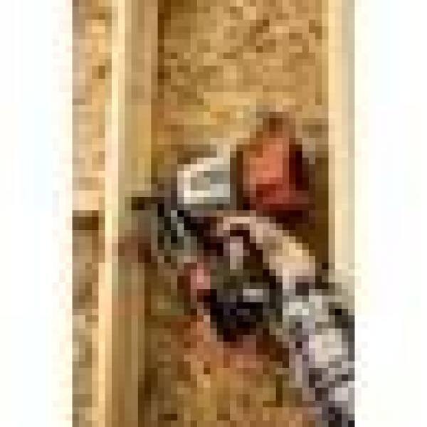 Paslode 2 in. x 113 in. 30-Degree Heavy-Duty Galvanized Ring Shank Paper-Taped Framing Nails with Compact Framing Nailer - 650381C
