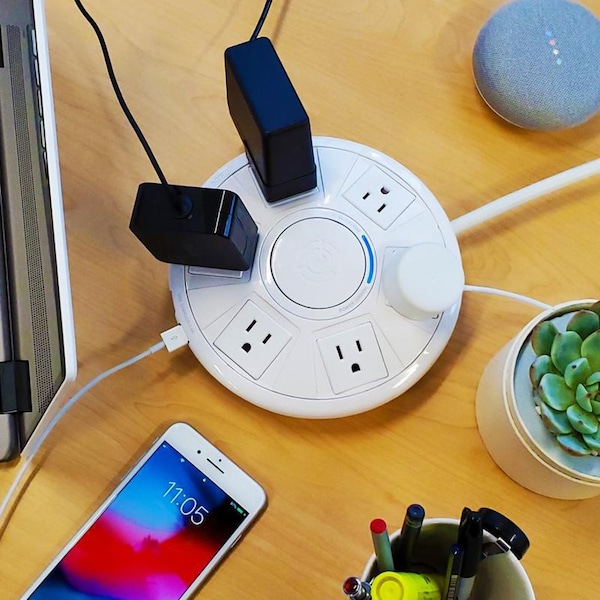 Accell Power Air Surge Protector and USB Charging Station w/ 6-Ft Cord (Wht) - D080B-048F