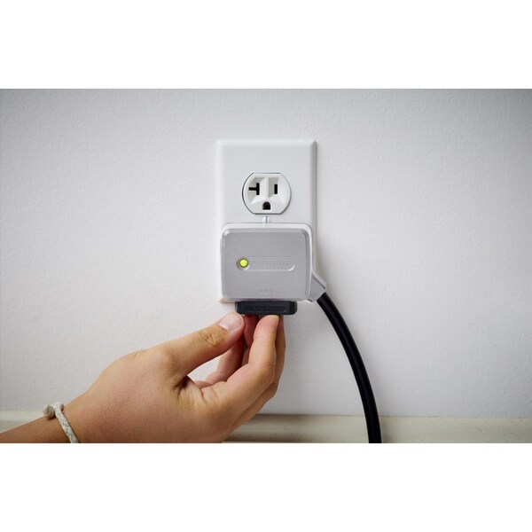 Charg 10 ft. L 7 outlets Surge Protector Black 1000 J - BE0100110000037