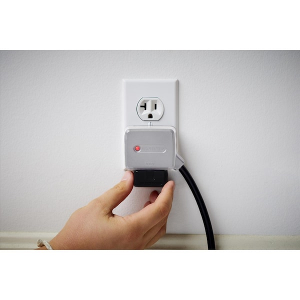 Charg 10 ft. L 7 outlets Surge Protector Black 1000 J - BE0100110000037