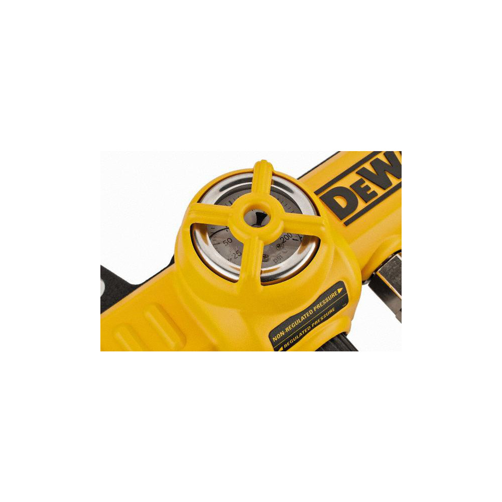 DeWALT Air Hose Heavy-Duty Quadraport Air Line Splitter with Regulator: Aluminum - D55040