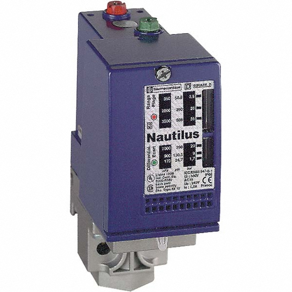 Telemecanique Sensors 1/4 Inch NPT (Female) Connector, 70 Bar Sensor, Shock and Vibration Resistant, Control Circuit Pressure Sensor - XMLC070D2S13
