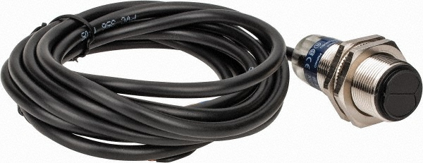 Telemecanique Sensors Cable Connector, 2m Nominal Distance, Shock and Vibration Resistant, Polarized Retroreflective Photoelectric Sensor - XUB9BNBNL2