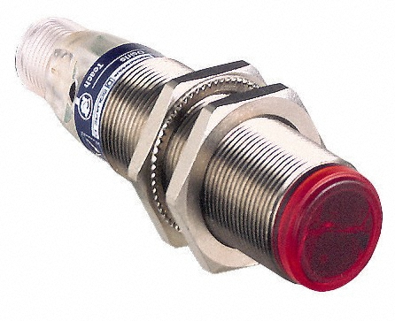 Telemecanique Sensors 4 Pin M12 Connector, 0.6m Nominal Distance, Shock and Vibration Resistant, Diffused Photoelectric Sensor - XUB5BPANM12