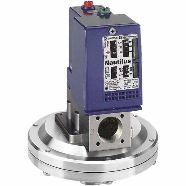 Telemecanique Sensors 1/4 Inch NPT (Female) Connector, 0.35 Bar Sensor, Shock and Vibration Resistant, Control Circuit Pressure Sensor - XMLCL35S2S13
