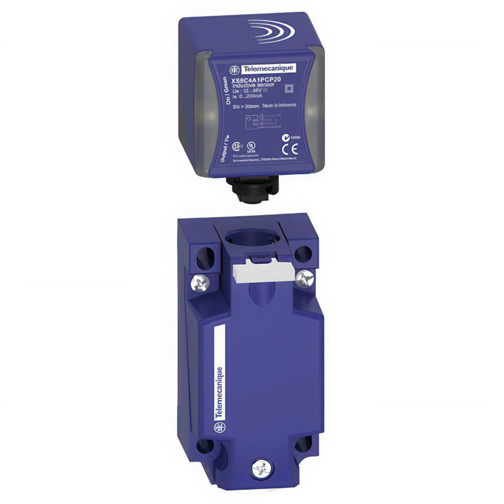 Telemecanique Sensors Inductive Proximity Sensor: Cylinder, 10 mm Detection Distance - XS1M30MA250A