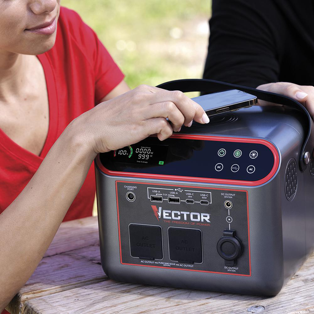 BACCUS Power Supplies; Mounting Type: Benchtop; Output Wattage: 500 W; Maximum Input Voltage: 25; Minimum Input Voltage: 19; Regulation Type: Switching; Number of Outputs: 9; Output Voltage: 110 V; Output Amperage (mA): 4.5; Efficiency: 90; Overall Length: 12.50; Connection Type: 8mm Barrel Pin - VECLIPS6