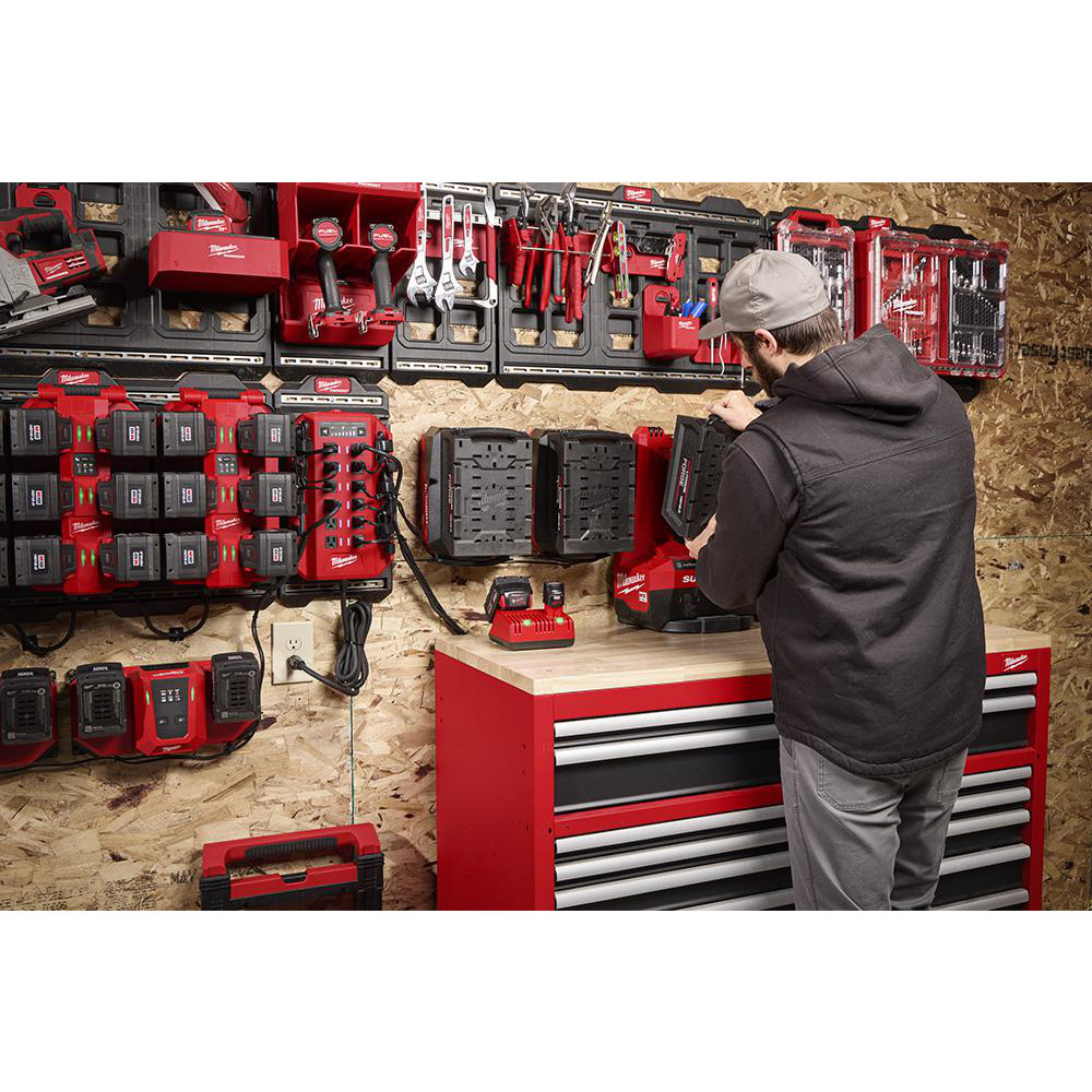 Milwaukee Tool Power Outlet Strips: Amperage: 20.0000; Voltage: 120 V - 3333-20A
