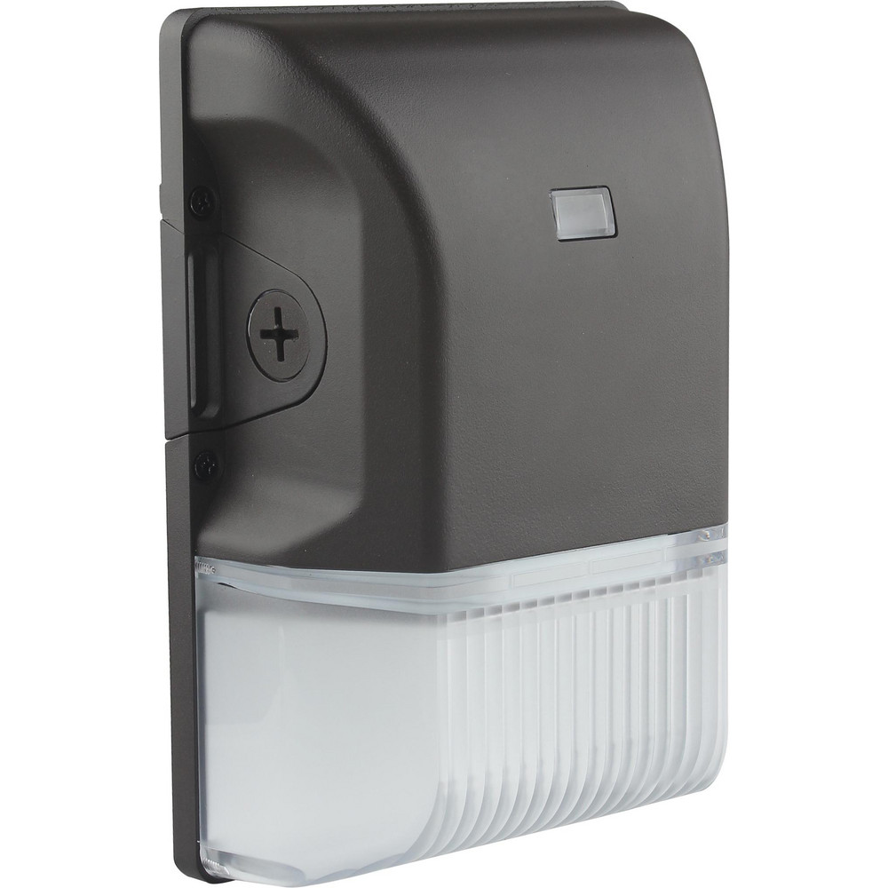 Commercial LED Wall Pack Light Fixtures: Lamp Technology: LED; Ip Rating: IP65; Voltage: 100.00 - L80W5KWMTCL11