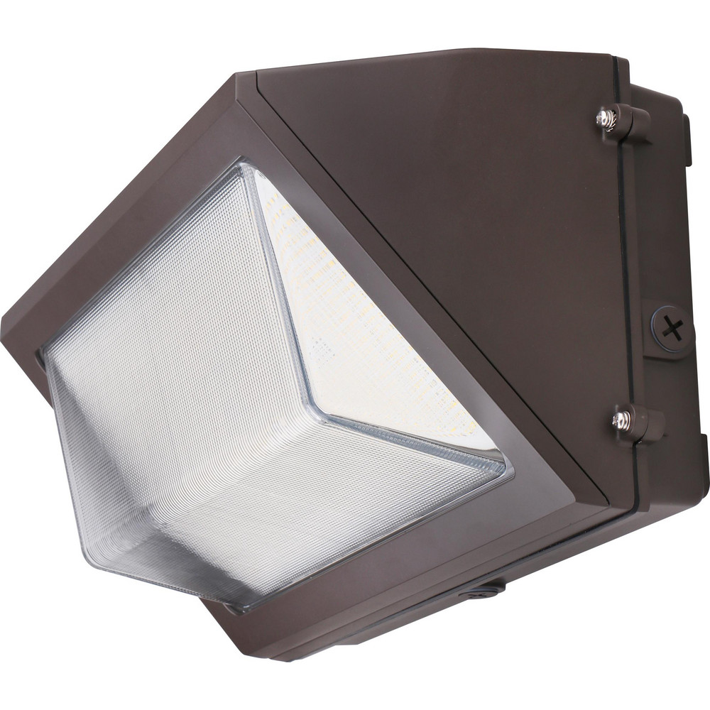 Commercial LED Wall Pack Light Fixtures: Lamp Technology: LED; Ip Rating: IP65; Voltage: 100.00 - L60W5KWMCL4P