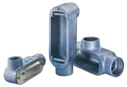 Cooper Crouse-Hinds Electrical Outlet Box: Aluminum, Rectangle, 10.71" OAH, 3.1" OAW, 3.41" OAD, 1 Gang - C65 MT