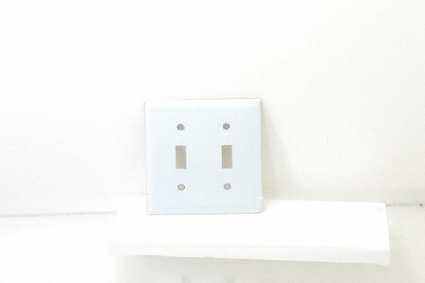 Pass & Seymour 2 Gang, 4-1/2 Inch Long x 4-3/4 Inch Wide, Standard Combination Wall Plate - TP126I