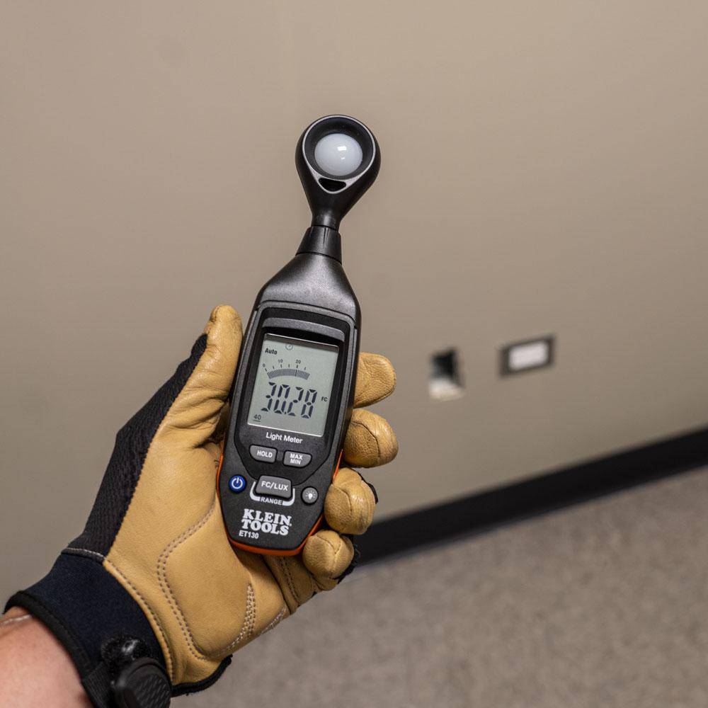 Klein Tools Light Meters; Compatible Lighting: Light; Maximum Measurement (FC): 4000; Maximum Measurement (Lux): 40000 lx; Minimum Measurement: 0.0 lx; Minimum Measurement (FC): 0; Minimum Measurement (Lux): 0; Accuracy ± (%): +/- 5 % reading +/-10 digits @ 10,000 Lux; Maximum Measurement (RPM): 40000 lx - ET130