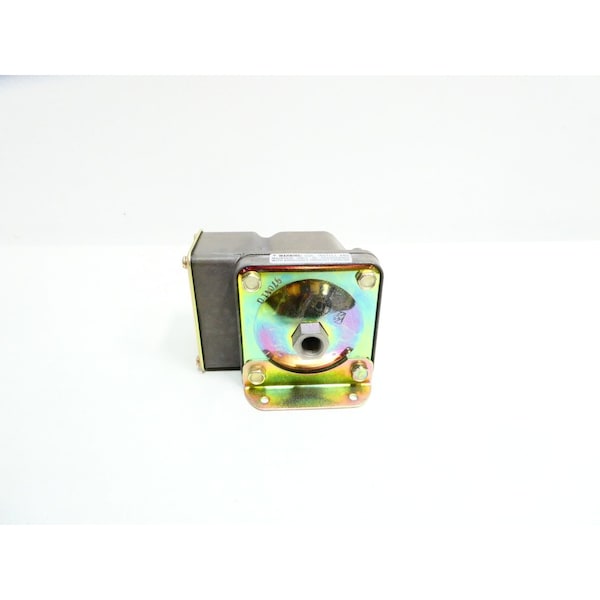 Interruptor de presión Barksdale 1/4IN 0.4-18PSI 125-480V-AC - D2T-H18SS