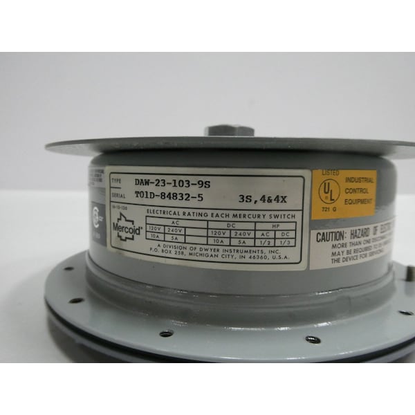 Interruptor de presión Mercoid 10-300Psi 120/240V CA 120/240V CC - DAW-23-103-9S