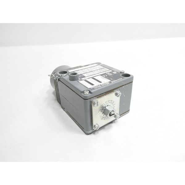 Interruptor de presión Allen Bradley 2-7 PSI 120-600V-CA 115-600V-CC - 836T-T251J