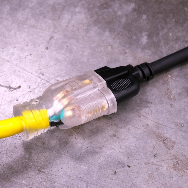 Duromax SJTW Extension Cord, 12 AWG, Outdoor, 1 Outlets, Yellow, 100 ft - XPC12100A