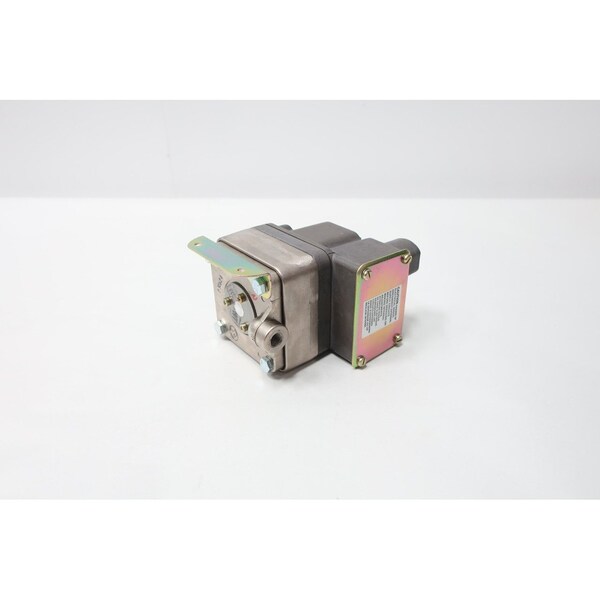 Interruptor de presión Barksdale VACUUM 0.8-30IN-HG 0-60PSI 125/250/480V-AC - DPD1T-H18SS