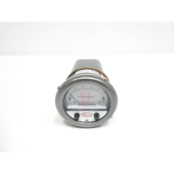 Interruptor de presión Dwyer Photohelic 1/8 pulgadas 0-1 pulgada de agua H2O 120V-AC - A3001C