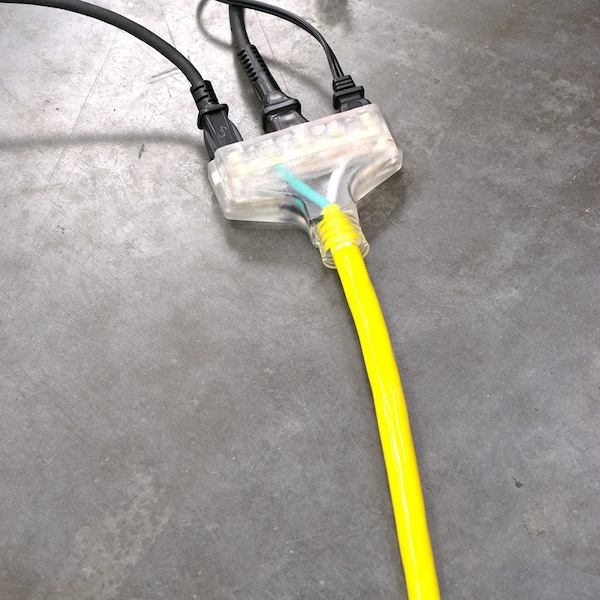 Duromax SJTW Extension Cord, 12 AWG, Outdoor, 3 Outlets, Yellow, 50 ft - XPC12050C