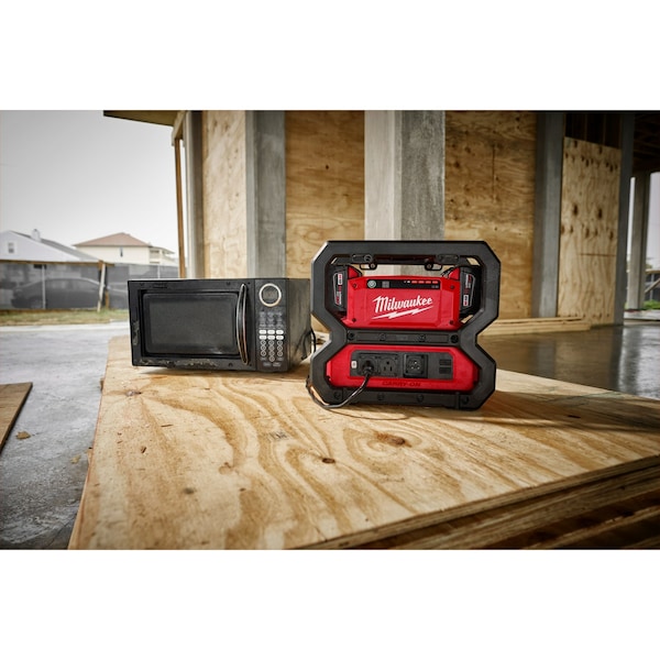 Milwaukee Tool M18 CARRY-ON 3600W/1800W Power Supply (Tool Only) - 2845-20