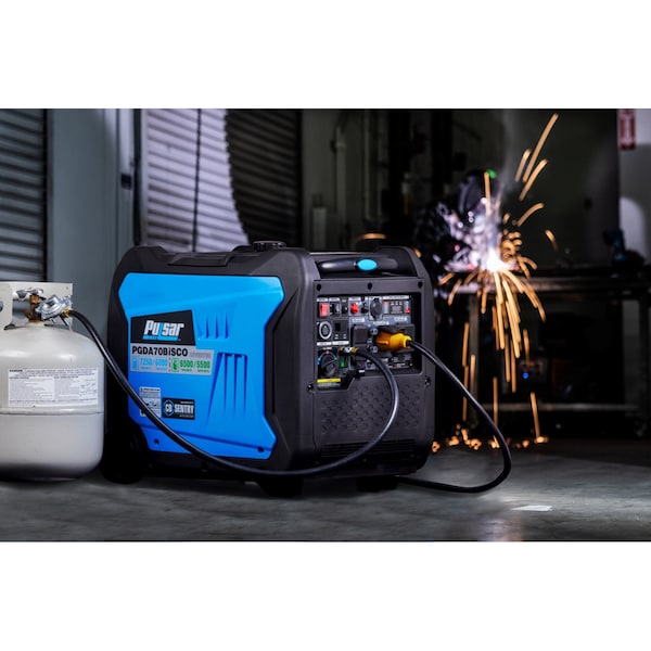 Pulsar Portable and Inverter Generator, 6,000 W/5,500 W Rated, 7,250 W/6,000 W Surge, 20 A A - PGDA70BISCO