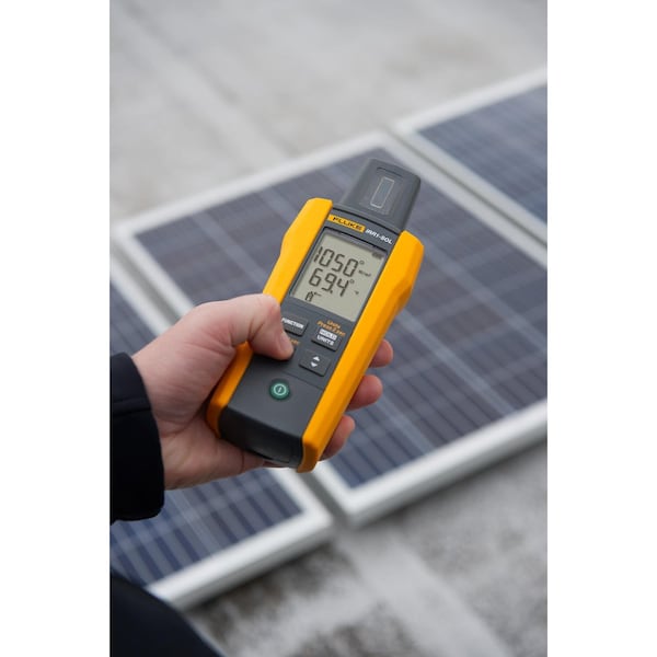Fluke Irradiance Meter, 1,400 W/sq m, -90 -90 - FLK-IRR1-SOL