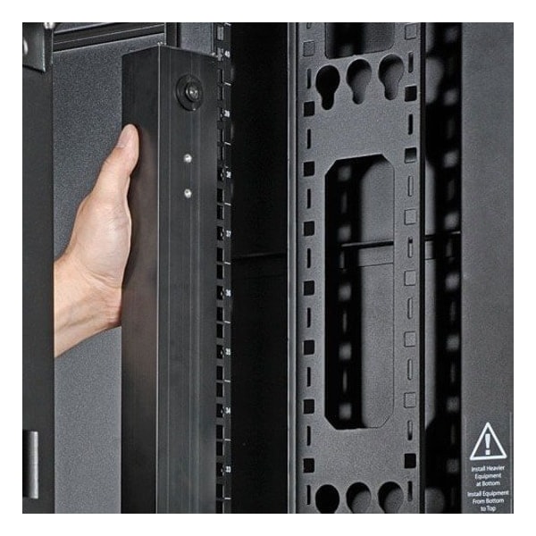 Tripp Lite PDU, 3-Ph, Metered, 14.4kW, C13/19, L6-30R, 0U - PDU3MV6H50A