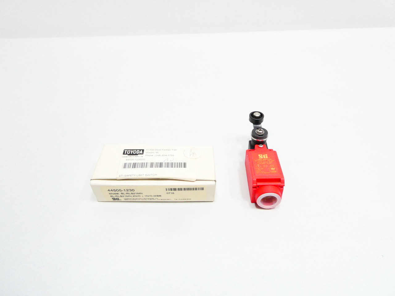 STI IEC 60947-5-1 SAFETY 240V-AC LIMIT SWITCH