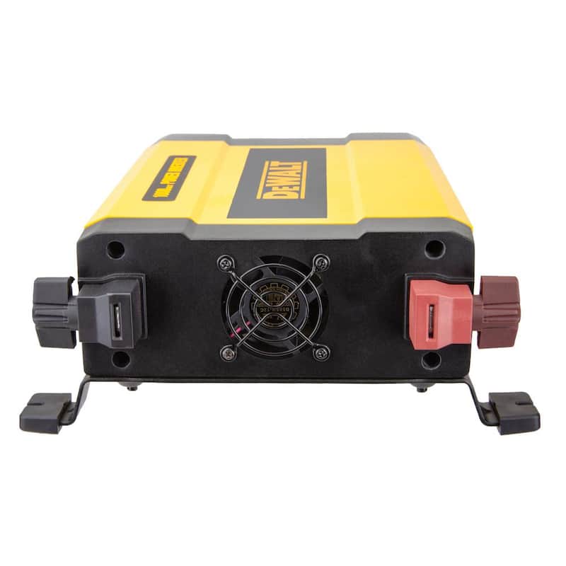 DEWALT 1000-Watt Portable Car Power Inverter with Triple USB Ports - DXAEPI1000