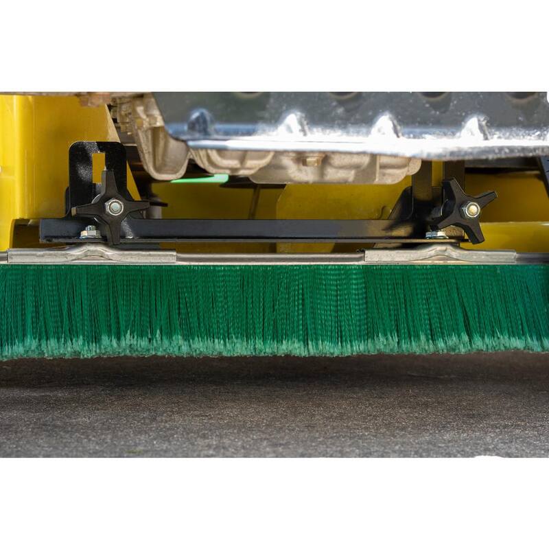 John Deere Grass Groomer HC-EZTrak and ZTrak - LP36265
