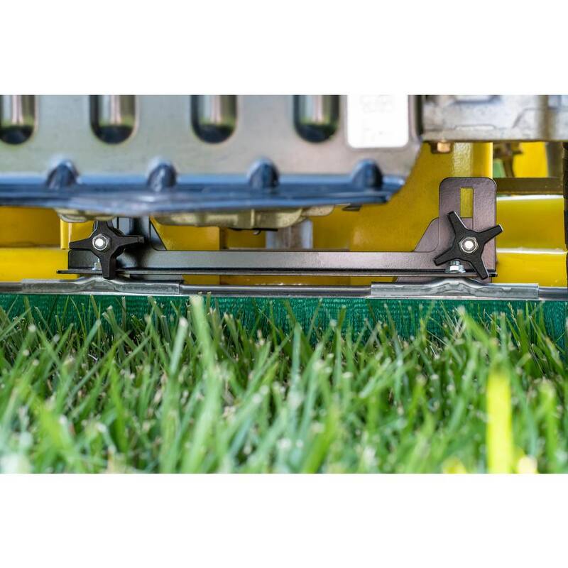 John Deere Grass Groomer HC-EZTrak and ZTrak - LP36265