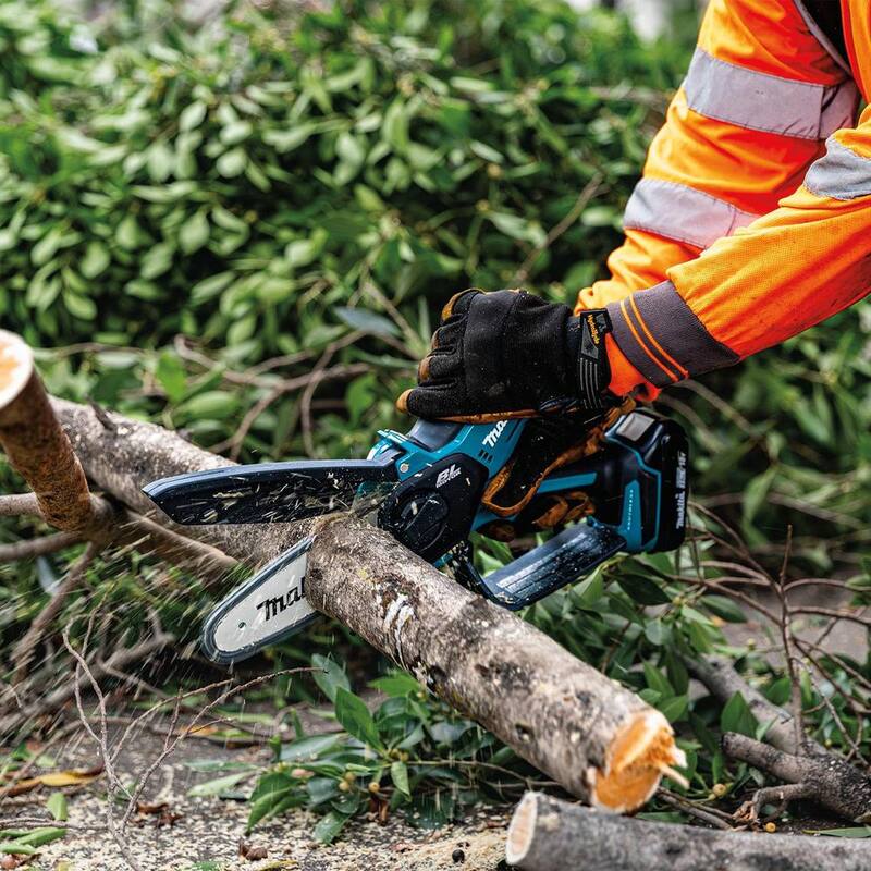 Makita 18V LXT Lithium-Ion Brushless Cordless 6 in. Pruning Saw Kit (2.0Ah) - XCU14SR1