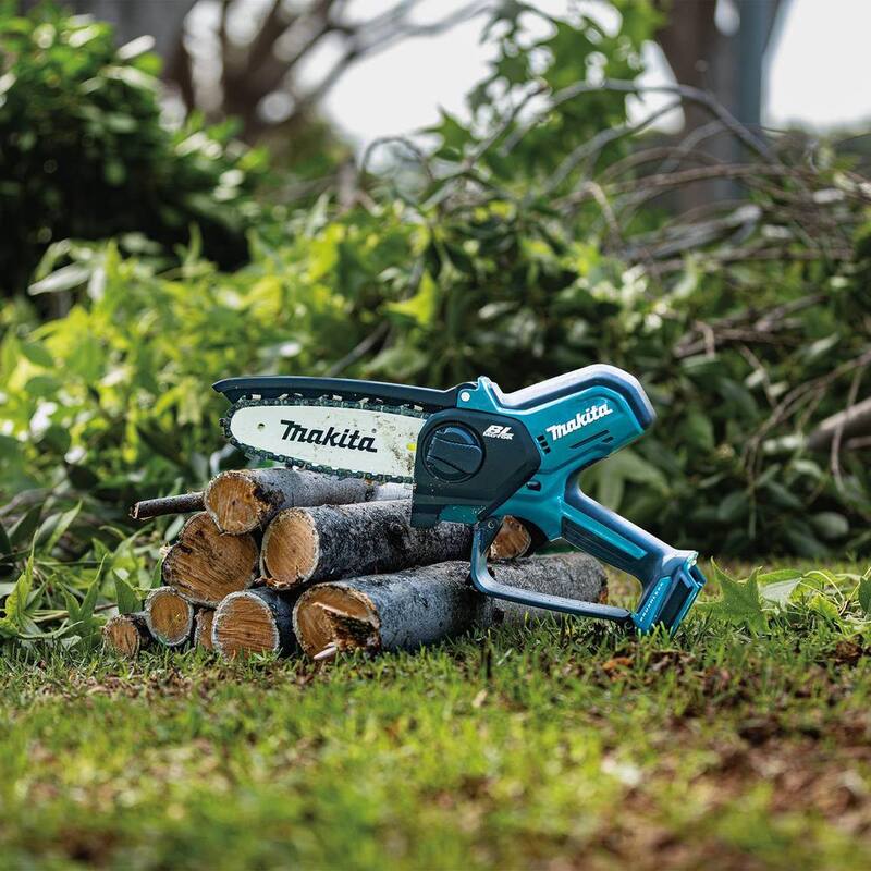 Makita 18V LXT Lithium-Ion Brushless Cordless 6 in. Pruning Saw Kit (2.0Ah) - XCU14SR1