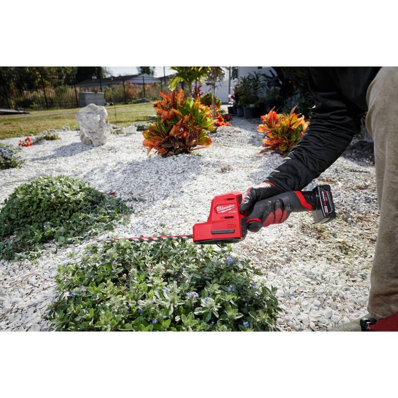 Milwaukee M12 FUEL 12V Lithium-Ion Brushless Cordless 6 in. HATCHET Pruning Saw w/M12 Hedge Trimmer, (2) 4.0 Ah Battery/Charger - 2527-21-2533-21