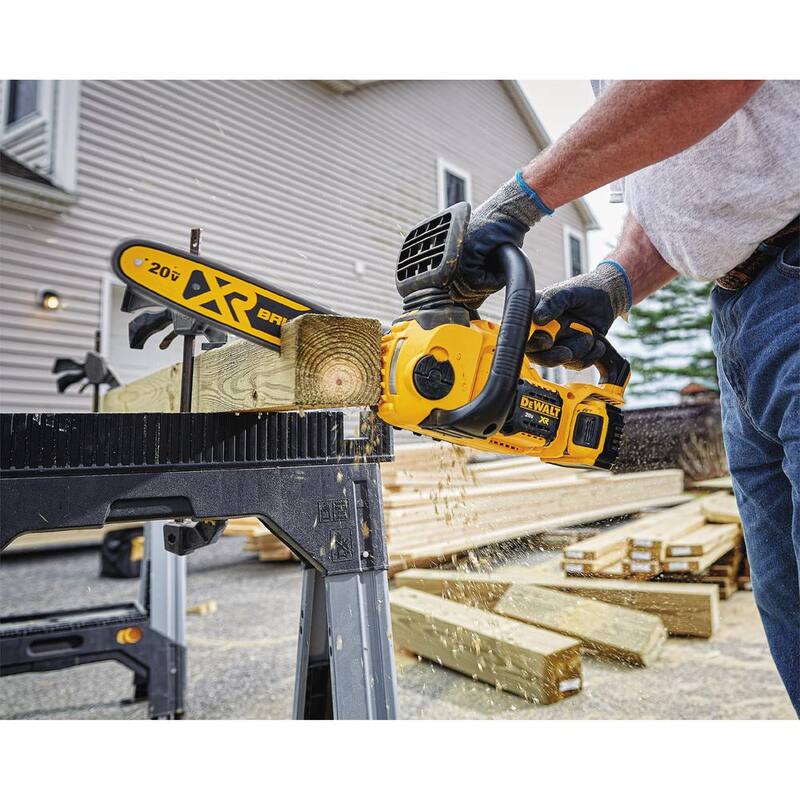 DEWALT 20V MAX 12in. Brushless Battery Powered Chainsaw Kit with (1) 5Ah Battery & Charger (45 Link) - DCCS620P1WDT612