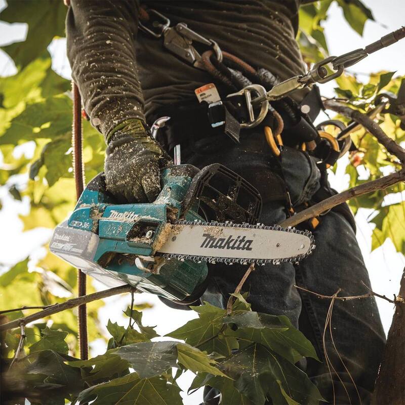 Makita 14 in. 18-Volt X2 (36-Volt) LXT Lithium-Ion Brushless Top Handle Chain Saw with Bonus 18V Dual Port Rapid Charger - XCU08Z-DC18RD