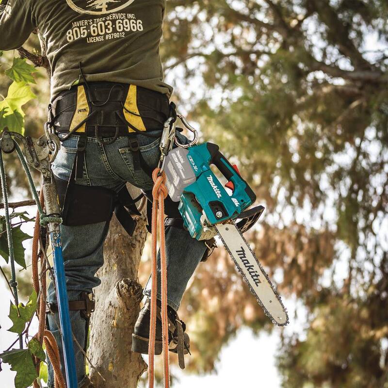 Makita 14 in. 18-Volt X2 (36-Volt) LXT Lithium-Ion Brushless Top Handle Chain Saw with Bonus 18V Dual Port Rapid Charger - XCU08Z-DC18RD