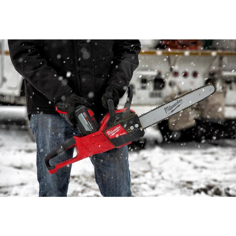 Milwaukee M18 FUEL 16 in. 18V Lithium-Ion Brushless Electric Battery Chainsaw Kit & LED Flood Light Combo Kit(2-Tool) - 2727-21HD-2365-20