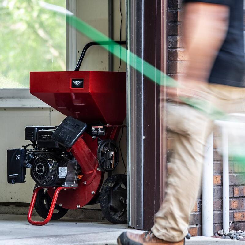 Earthquake 212 cc K32 Heavy-Duty Chipper Shredder - 33968