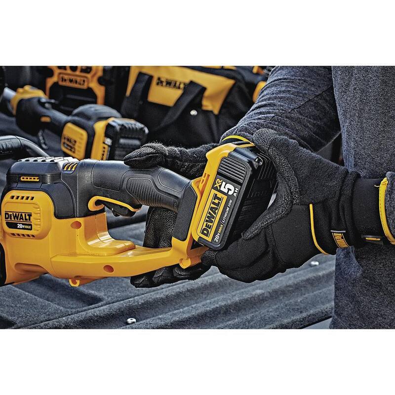 DEWALT 20V MAX 22 in. Cordless Battery Powered Hedge Trimmer (Tool Only) - DCHT820B