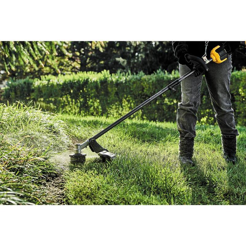 DEWALT FLEXVOLT 60V MAX 17 in. Cordless Battery Powered Attachment Capable Trimmer Kit with (1) FLEXVOLT 3 Ah Battery & Charger - DCST972X1