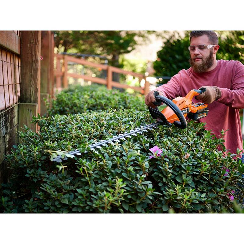 RIDGID 18V Brushless Cordless Battery 22 in. Hedge Trimmer (Tool Only) - R01401B