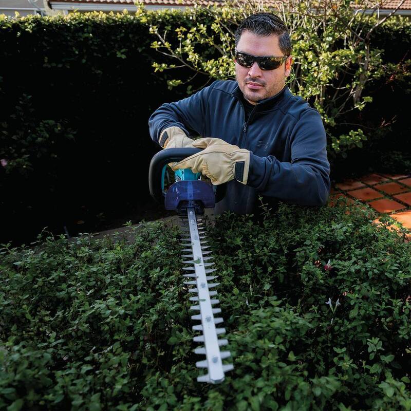 Makita 18V LXT Lithium-Ion Cordless 24 in. Hedge Trimmer (Tool Only) - XHU10Z
