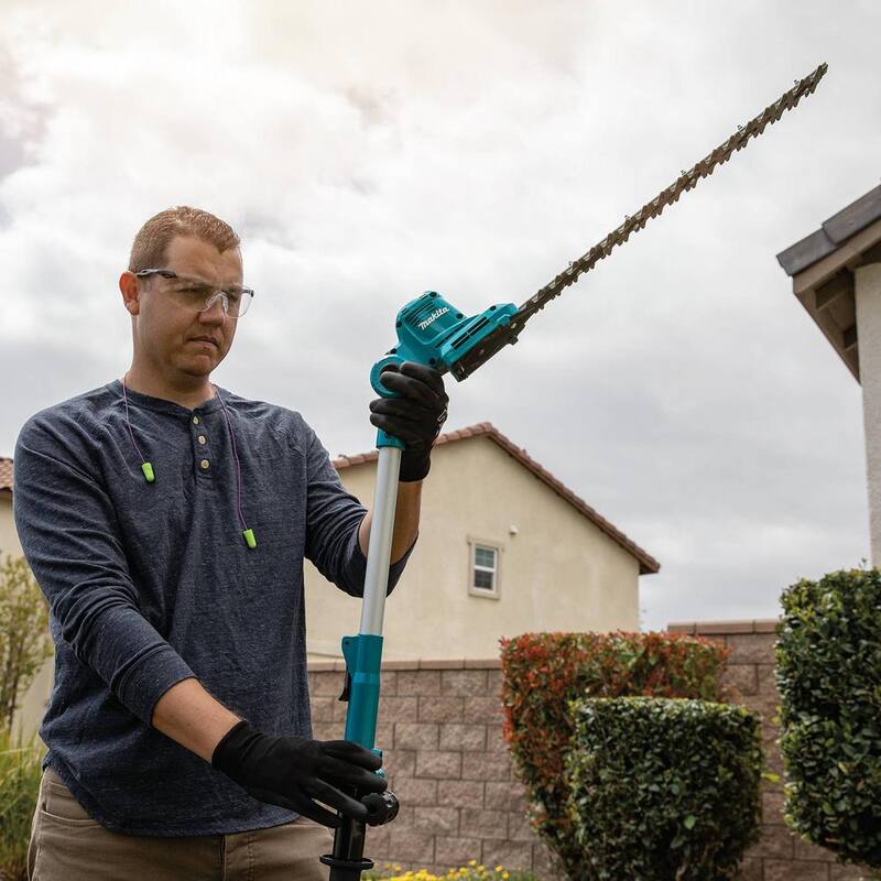Makita LXT 18V Lithium-Ion Cordless 18 in. Telescoping Articulating Pole Hedge Trimmer (Tool Only) - XNU05Z