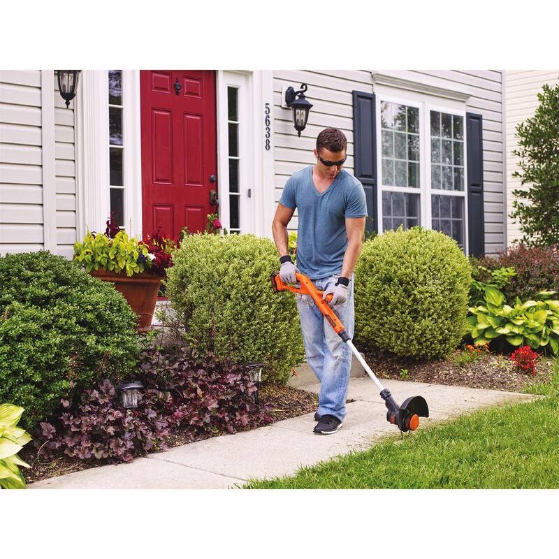 BLACK+DECKER 20V MAX Cordless Battery Powered String Trimmer & Leaf Blower Combo Kit with (2) 1.5 Ah Battery and Charger - LCC222