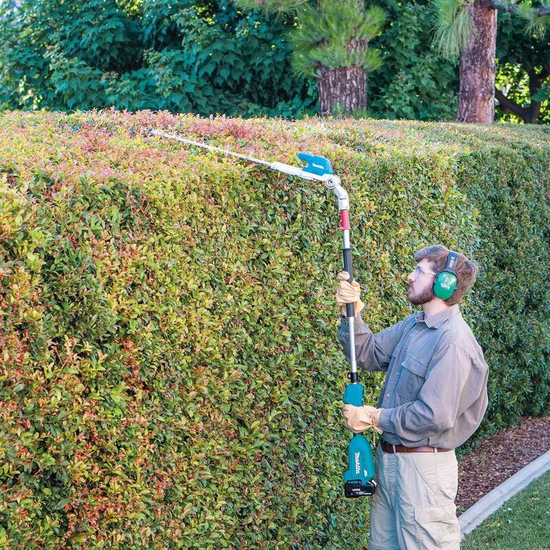 Makita LXT 18V Lithium-Ion Brushless 20 in. Articulating Pole Hedge Trimmer Kit (5.0 Ah) - XNU01T